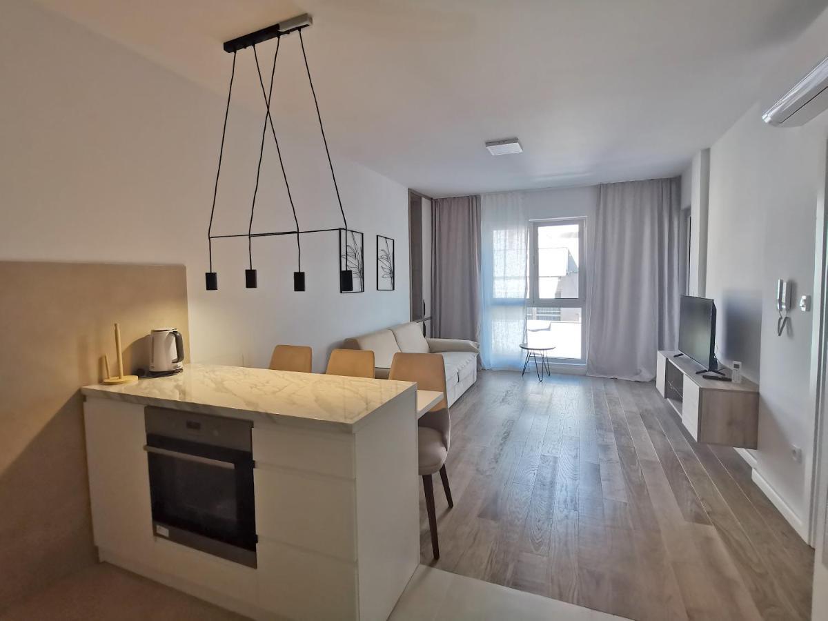 Apartments Lora Zmajeva, 7 Budva Exterior foto